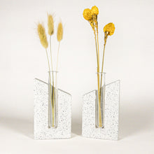 Load image into Gallery viewer, Concrete Bookend Vases