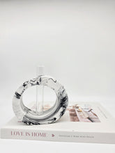 Load image into Gallery viewer, Monochrome marble Vase
