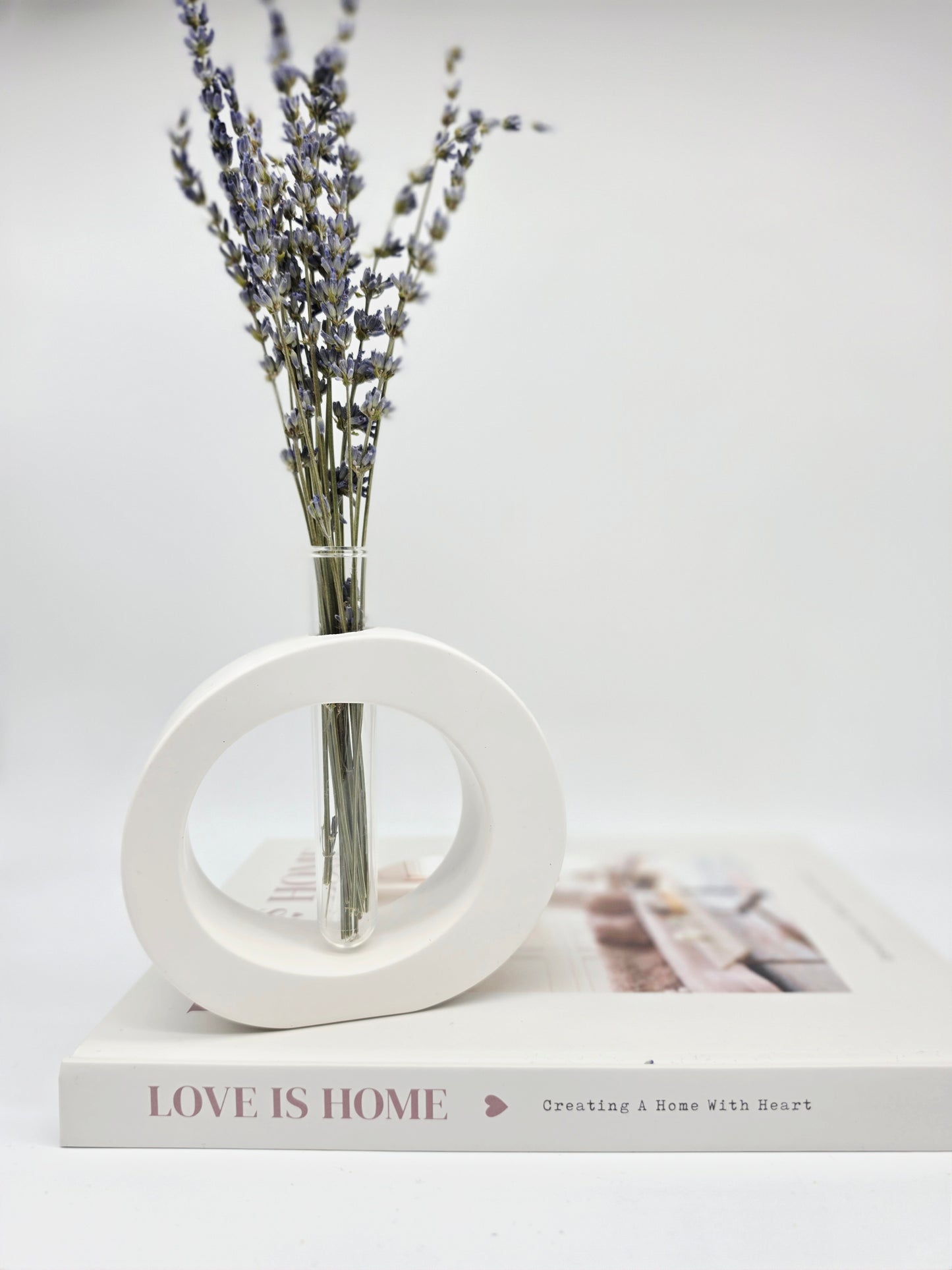 Round Vase - White