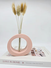 Load image into Gallery viewer, DUSTY PINK
Round Vase